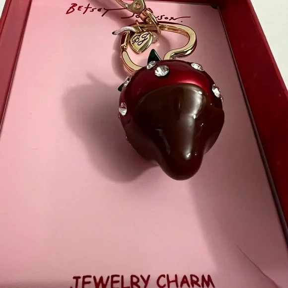 Betsey Johnson Red Strawberry Key Chain - Picture 13 of 16